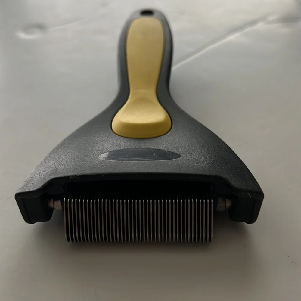 De-Matting Grooming Tool